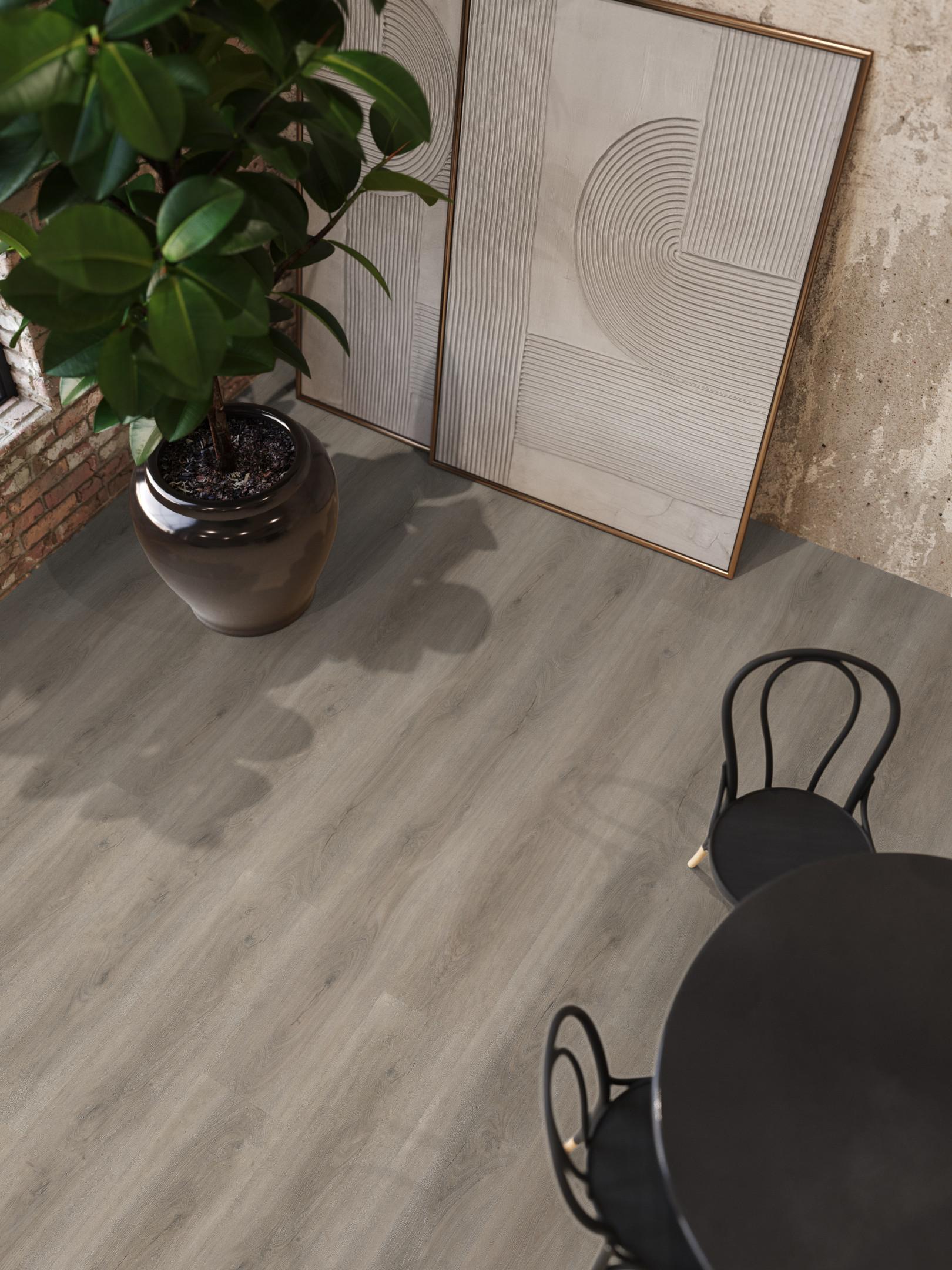 Parramatta Click SRC Light Grey