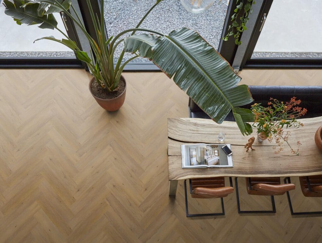 YUP Leyton herringbone dryback dark oak