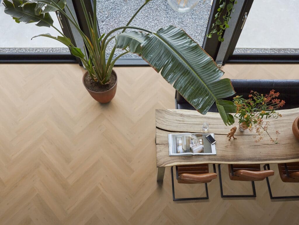 YUP Leyton herringbone dryback warm oak