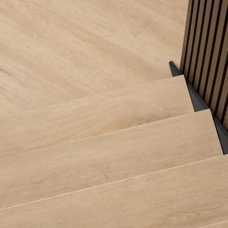 Floer Trap Overzettreden - Grijsbeige Eiken LED-voorbereiding