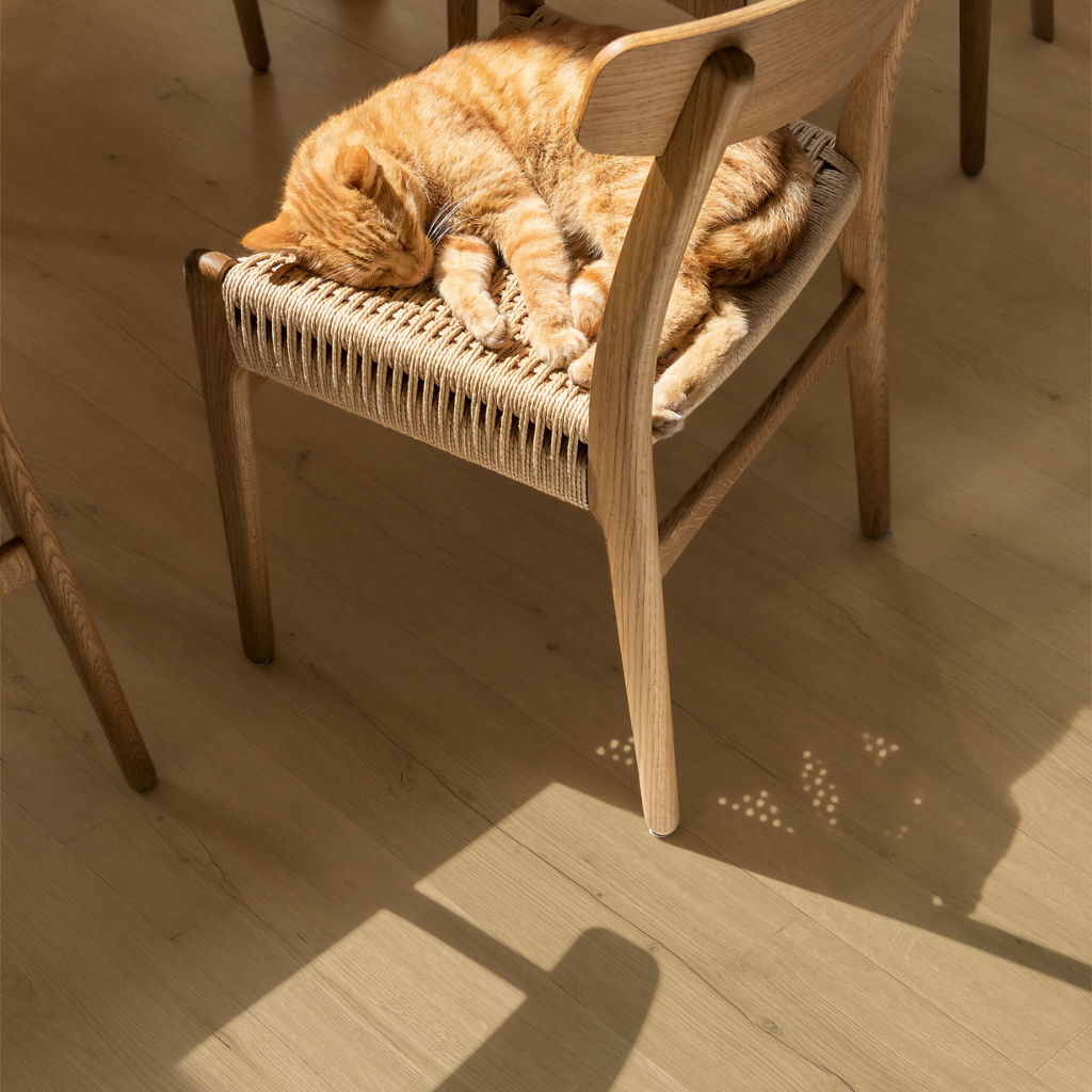 Geborstelde beige eik Bloom